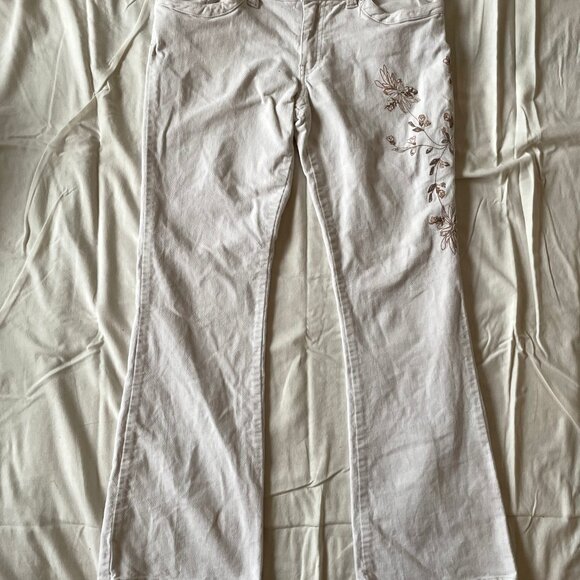 Sugar Doll White Cream Denim Jeans with Floral Embroidery and Embellishments - Picture 10 of 13